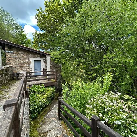 Couso Relax 酒店 *