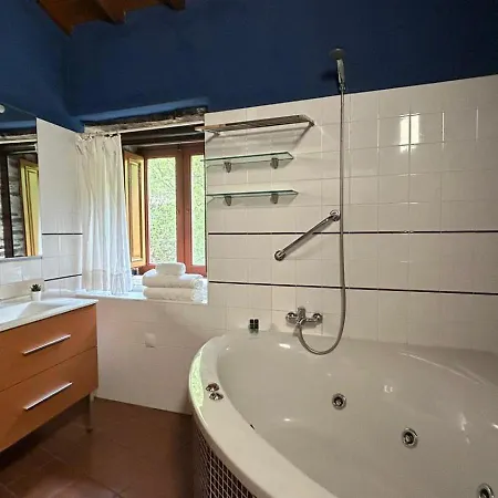 Couso Relax 酒店 *