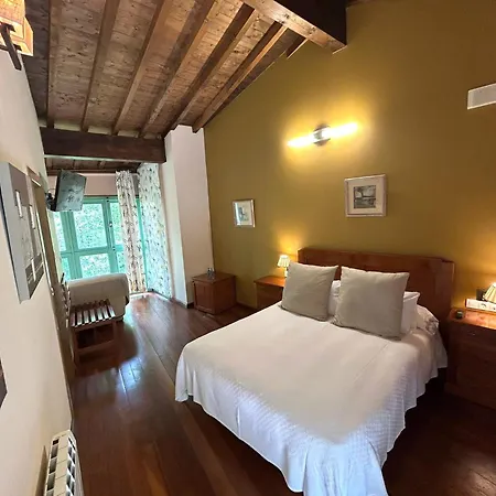 Couso Relax 酒店 *