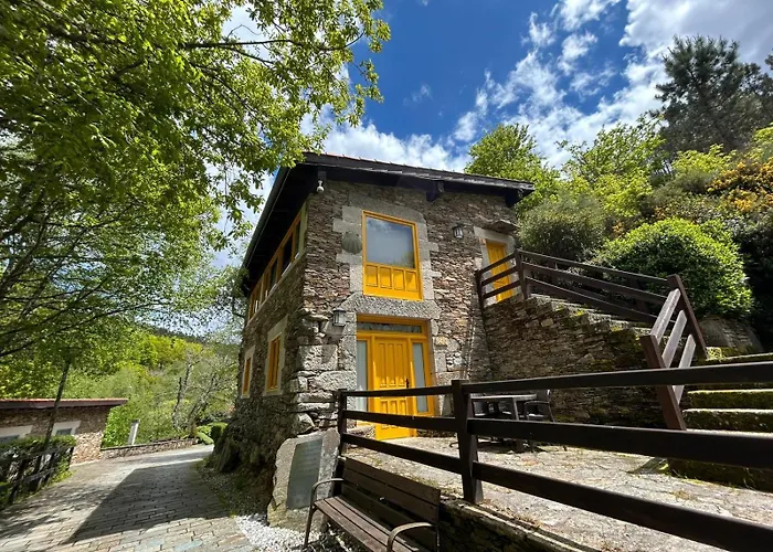 Couso Relax Отель Сарреаус