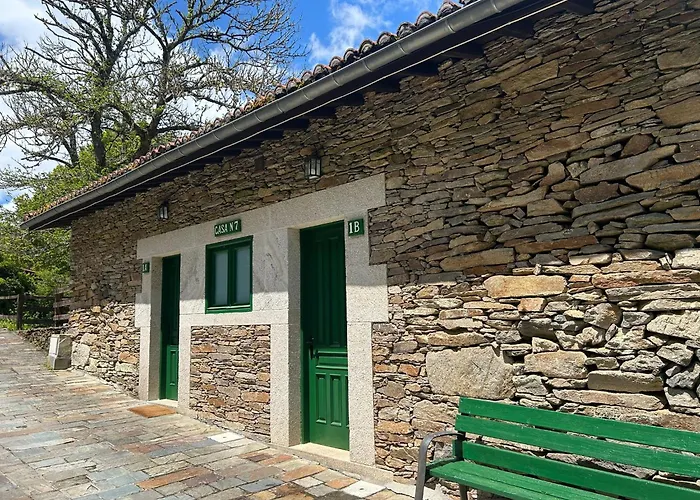 Couso Relax Отель Сарреаус