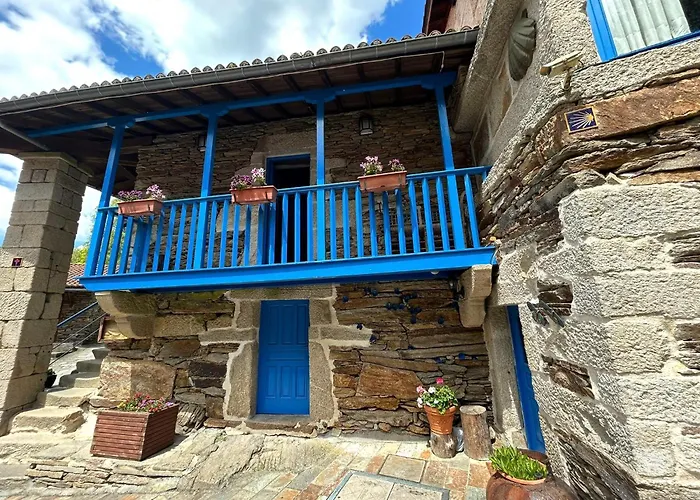 Отель Couso Relax Сарреаус